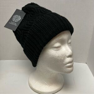 Vince Camuto cozy black winter fleece hat